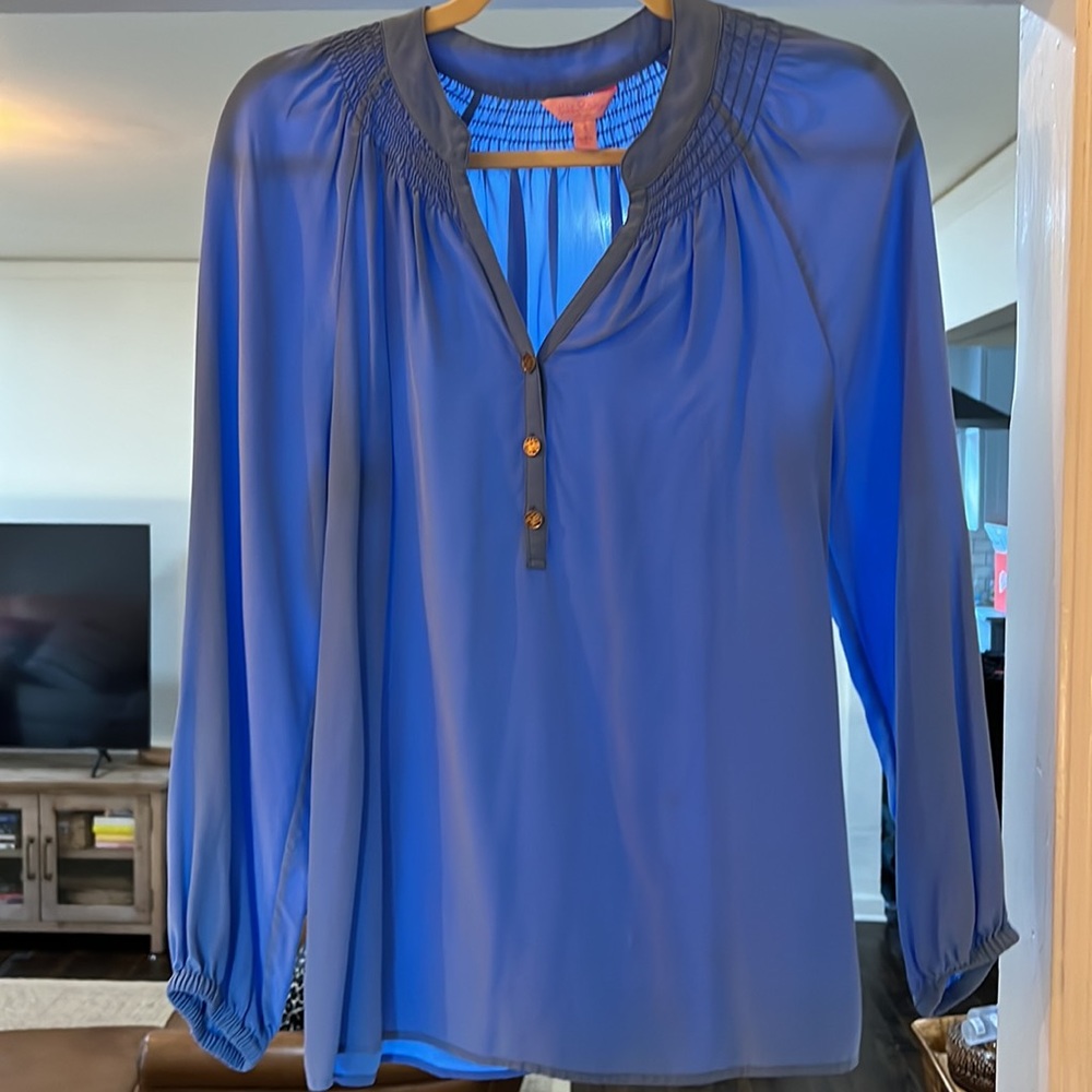 Lily Pulitzer size small silk shirt